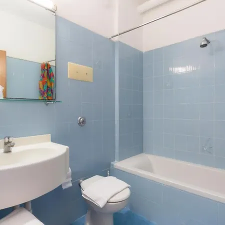 Harrys Лидо-ди-Езоло