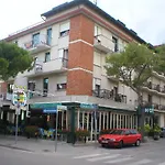 Harrys Hotel 3*